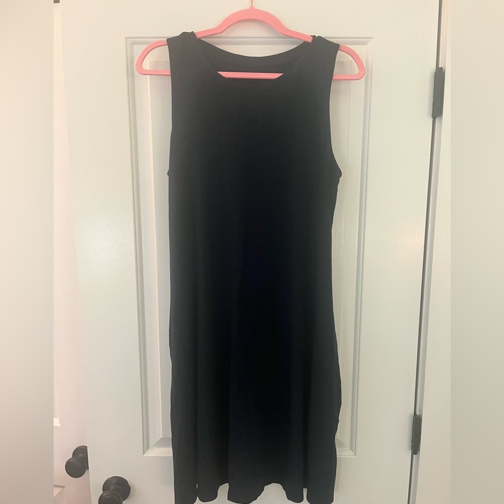 Time and Tru Dark Navy Sleeveless Midi Dress